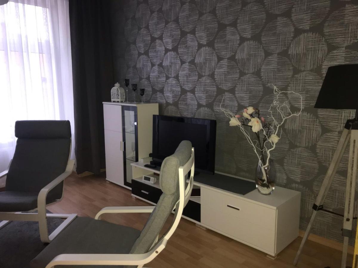 Ferienwohnung Am Schlossparkcenter Schwerin  Extérieur photo